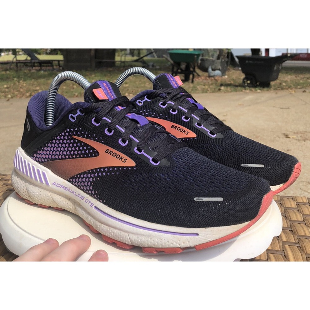 Size 9.5 - Brooks Adrenaline GTS 22 Multicolor